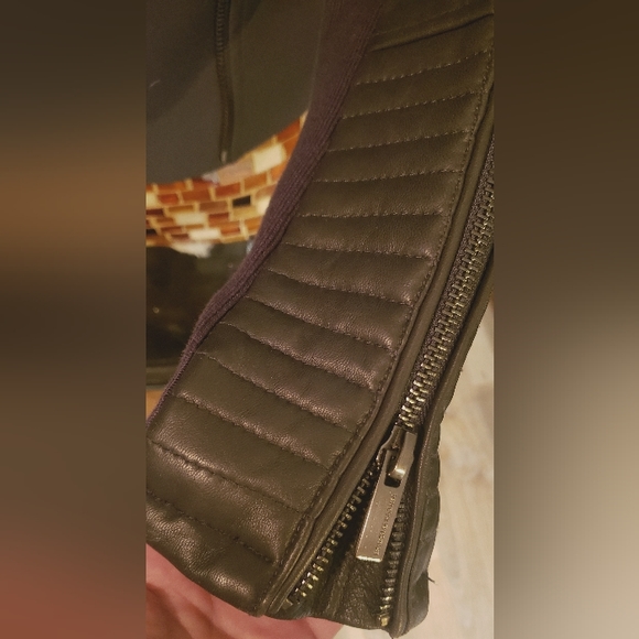 BCBG LEATHER MOTO JACKET~Size|xxs| Color-Rich Turq./Jade Green| Mint Condition - Picture 7 of 10